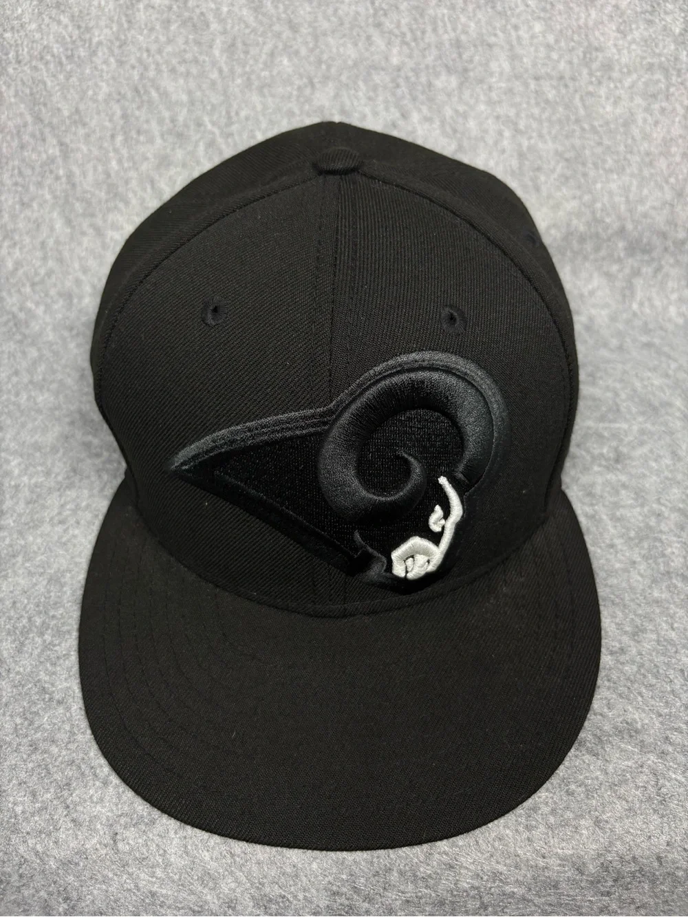 New Era 9FIFTY Los Angeles Rams Black Snapback Hat